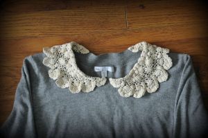 A cute collar: prim, preppy, and pretty!